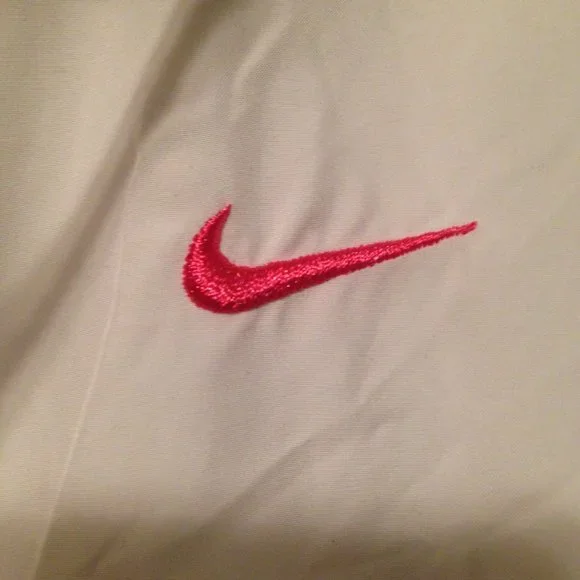 White Nike Windbreaker size medium - Picture 4 of 4